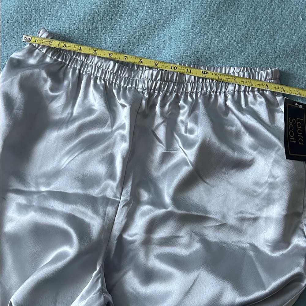 Laura Scott Metallic Silver Trousers - Picture 8 of 8
